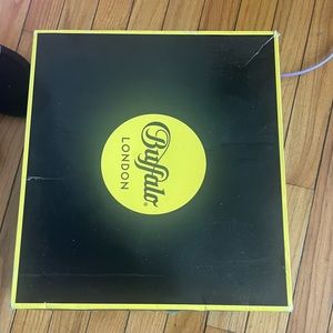 Black Buffalo London sneakers